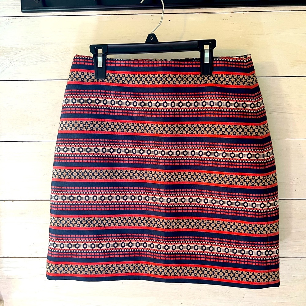Loft size 2 fun skirt! 🎉